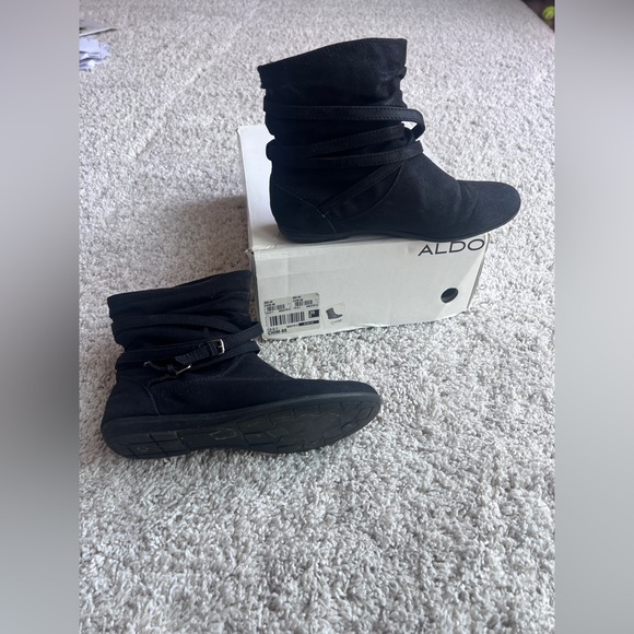 Aldo Shoes - Women’s Boots Ankle Black Pull-On Size 8.5 Faux Suede Flat Slouch by Aldo